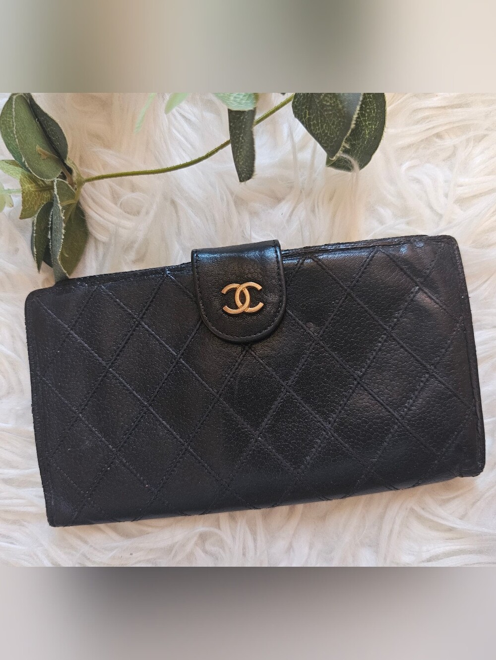 Chanel Vintage Quilted Wallet W/Kisslock
